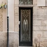 Revitalized In Historical Building Apartment Girona