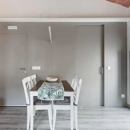 Revitalized In Historical Building Gerona