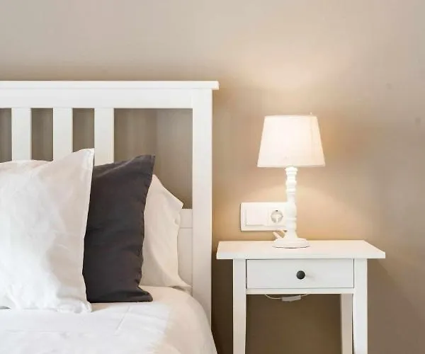 Appartement Revitalized In Historical Building Gerona